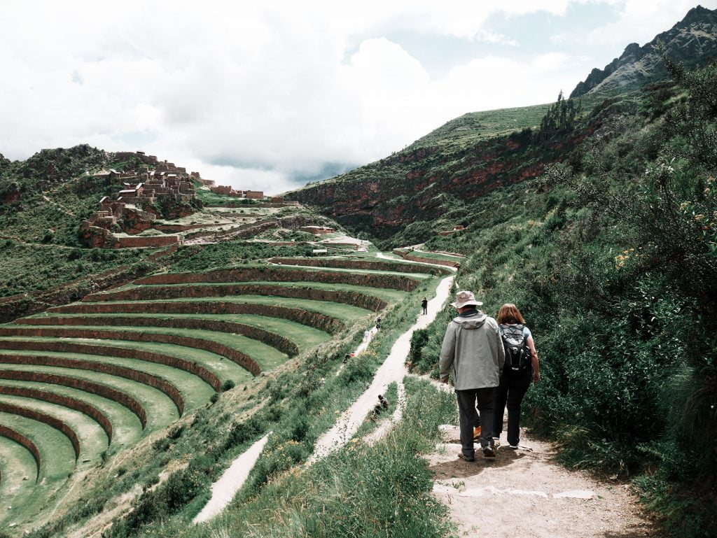 Walking along the Qallaqasa terraces