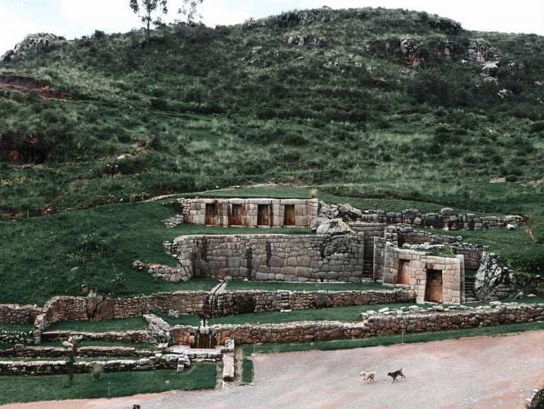 Cusco Ruins - Tambomachay Ruins Overlook