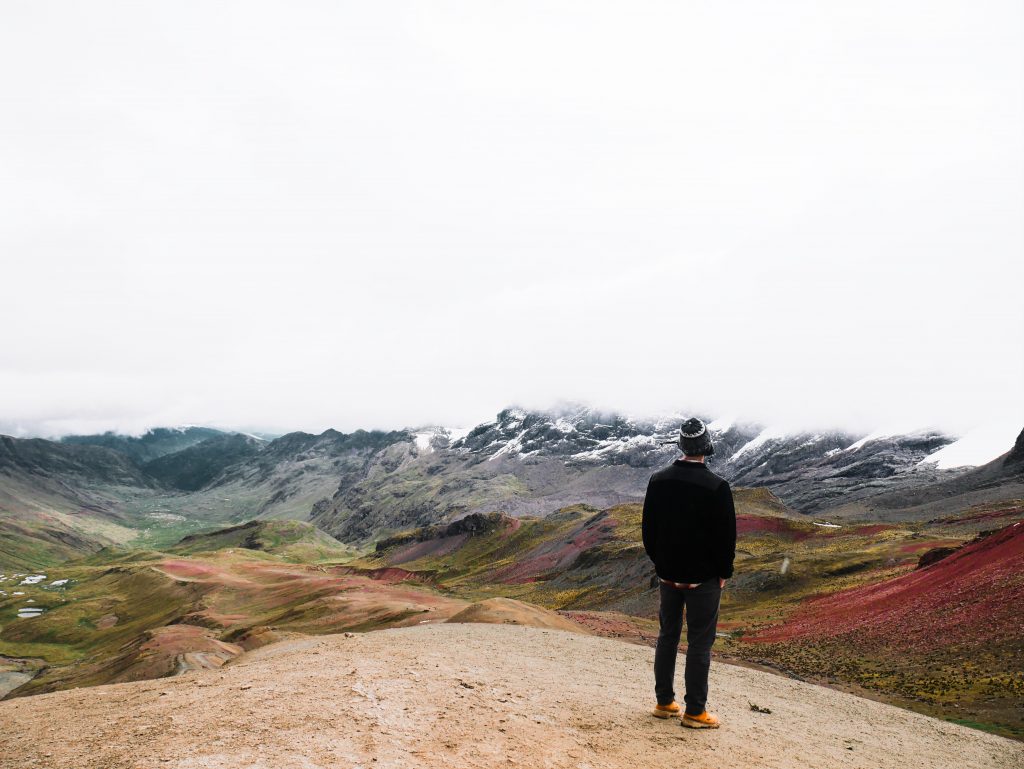 The valleys surrounding Rainbow Mountain are also incredibly colorful