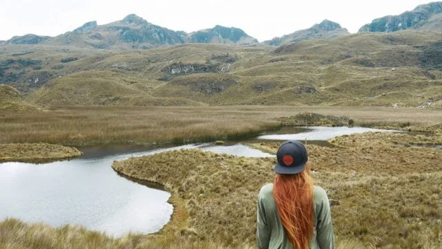 Lia Looking for the lost trail near Laguna Totoras