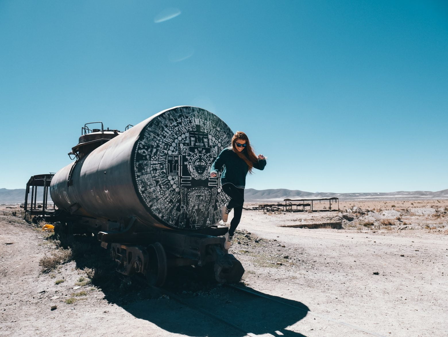 Uyuni City Guide: The Gateway to the Salt Flats - Compasses & Quests