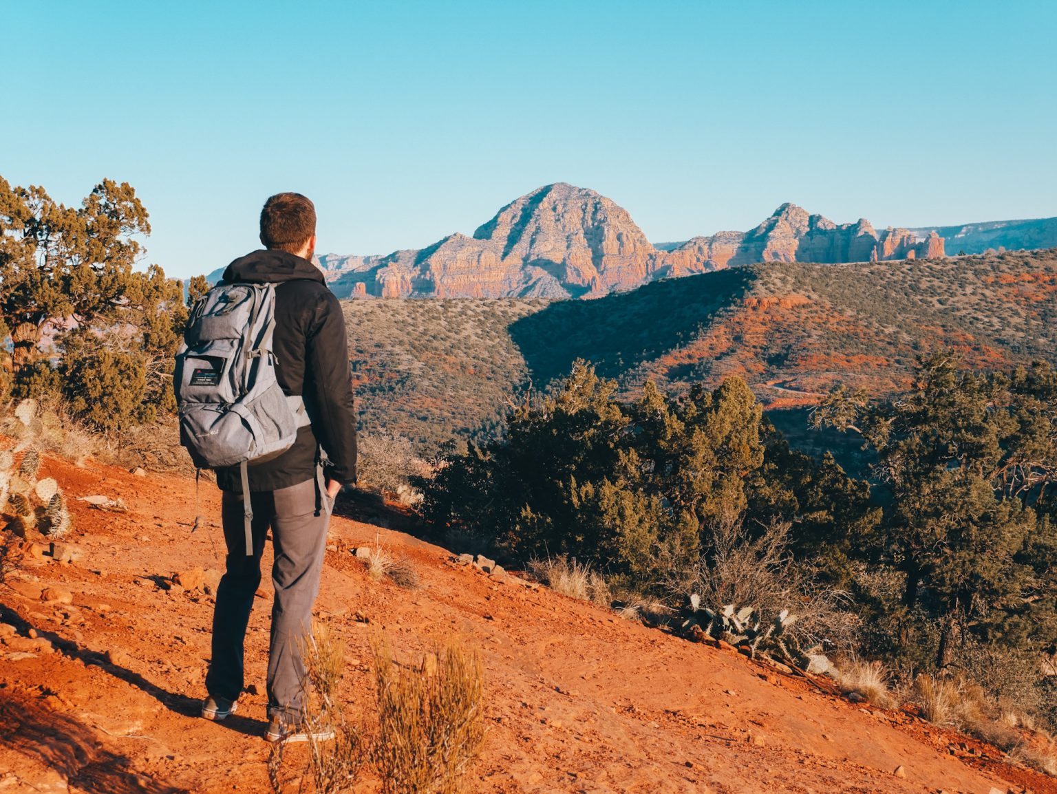 Hiking Sedona’s Cathedral Rock at Sunrise - Compasses & Quests