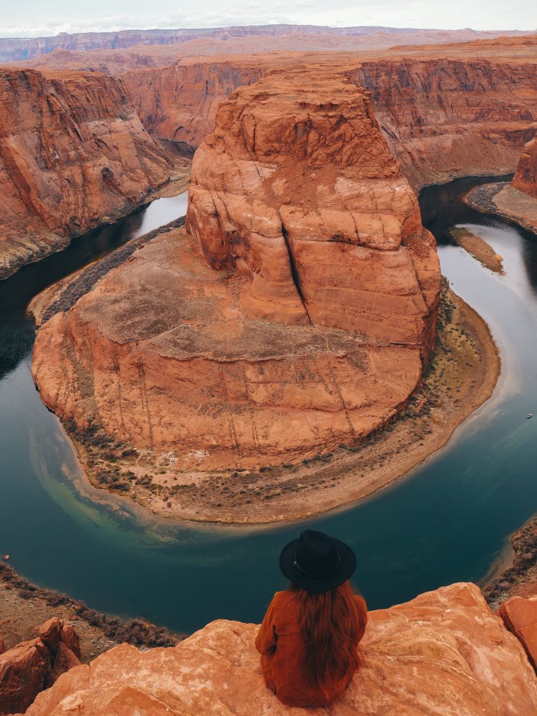 Taking in the view over Horseshoe Bend