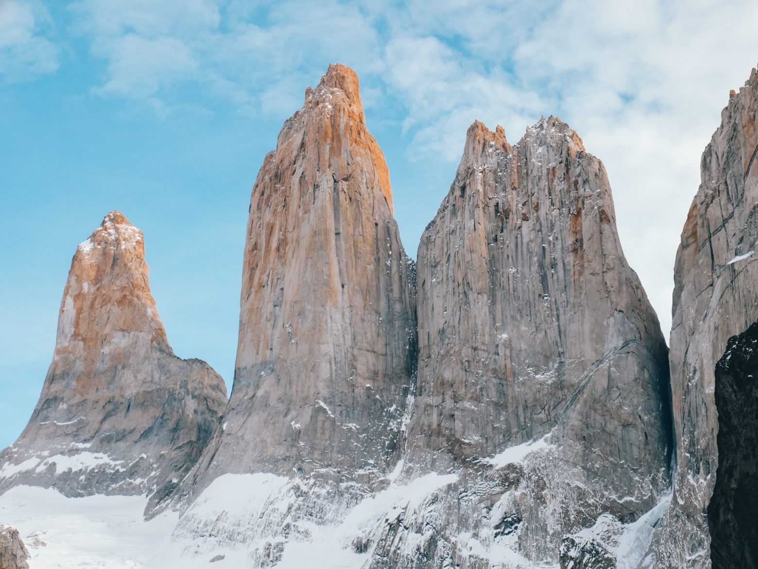 Mirador las Torres Torres del Paine's Famous View Compasses & Quests