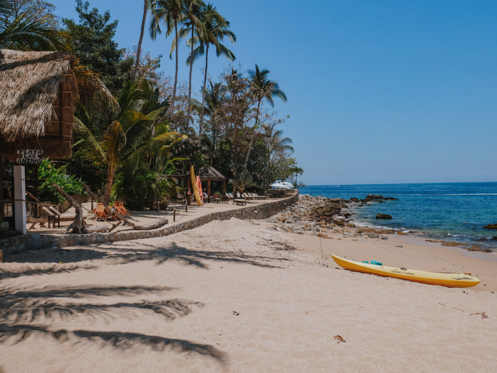 Playa Caballo - hiking from Boca de Tomatlán to Las Ánimas