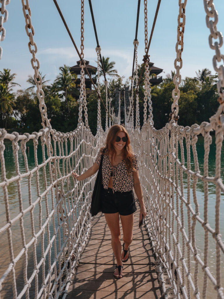 The bridge at Palawan Beach