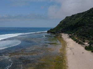 Read more about the article Nyang Nyang Beach – Uluwatu, Bali