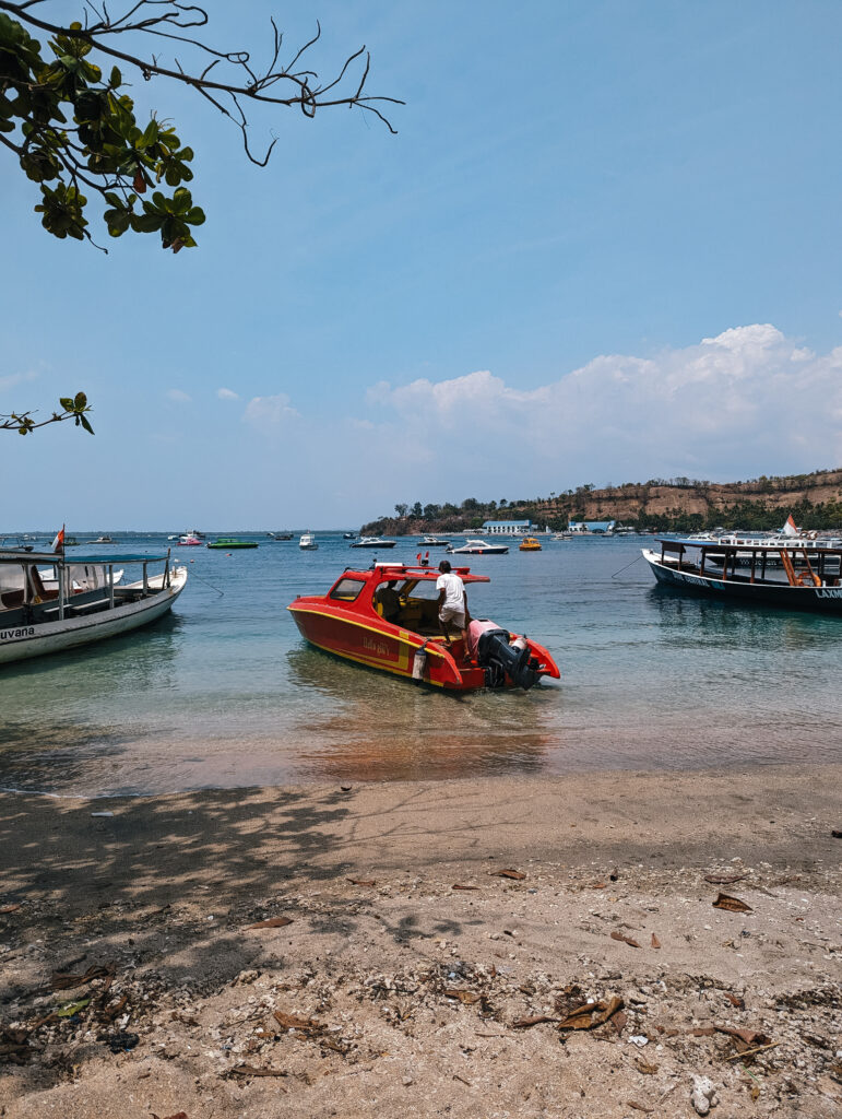 One of the private boats that took us between islands