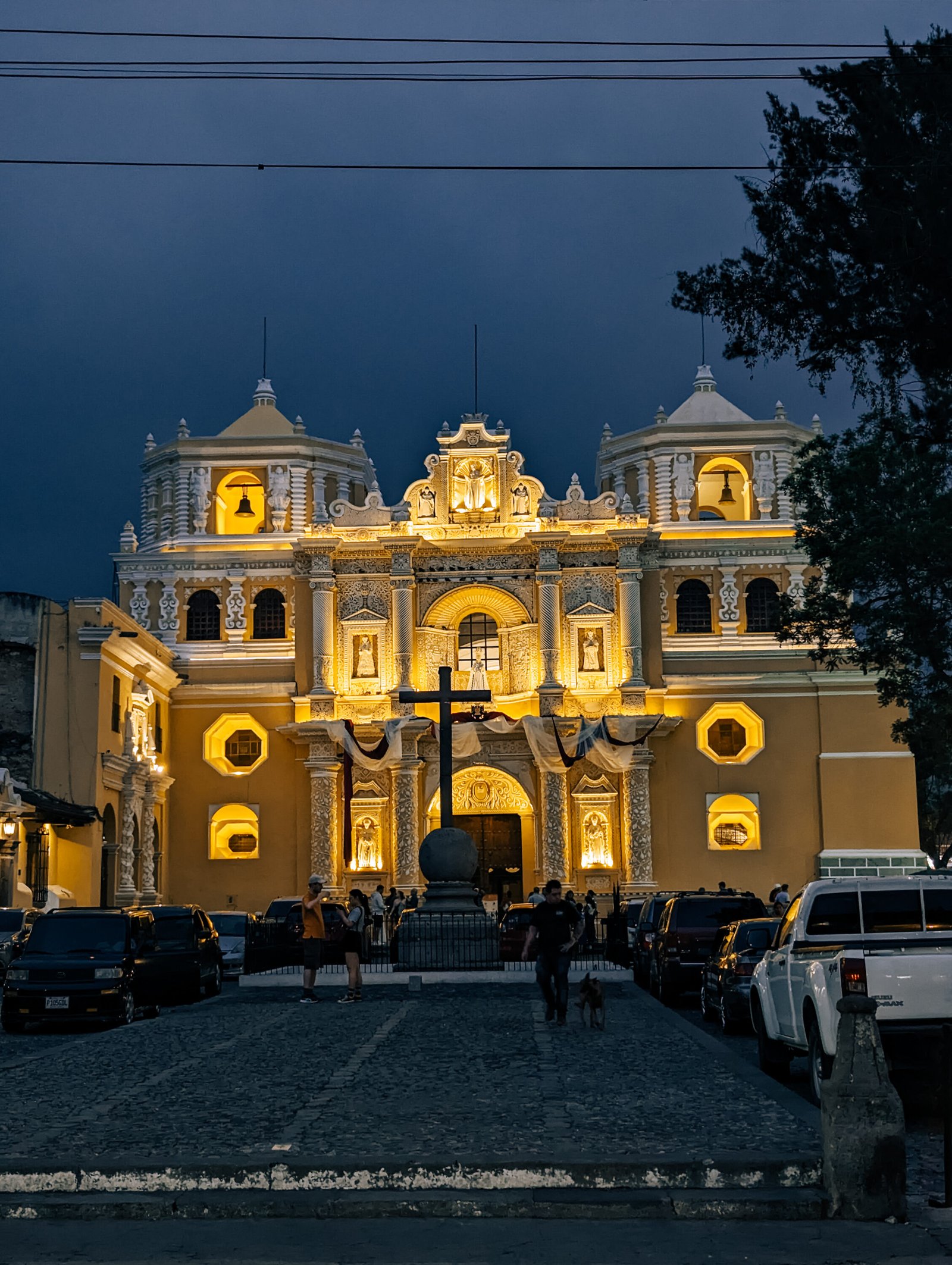 Iglesia La Merced at dusk