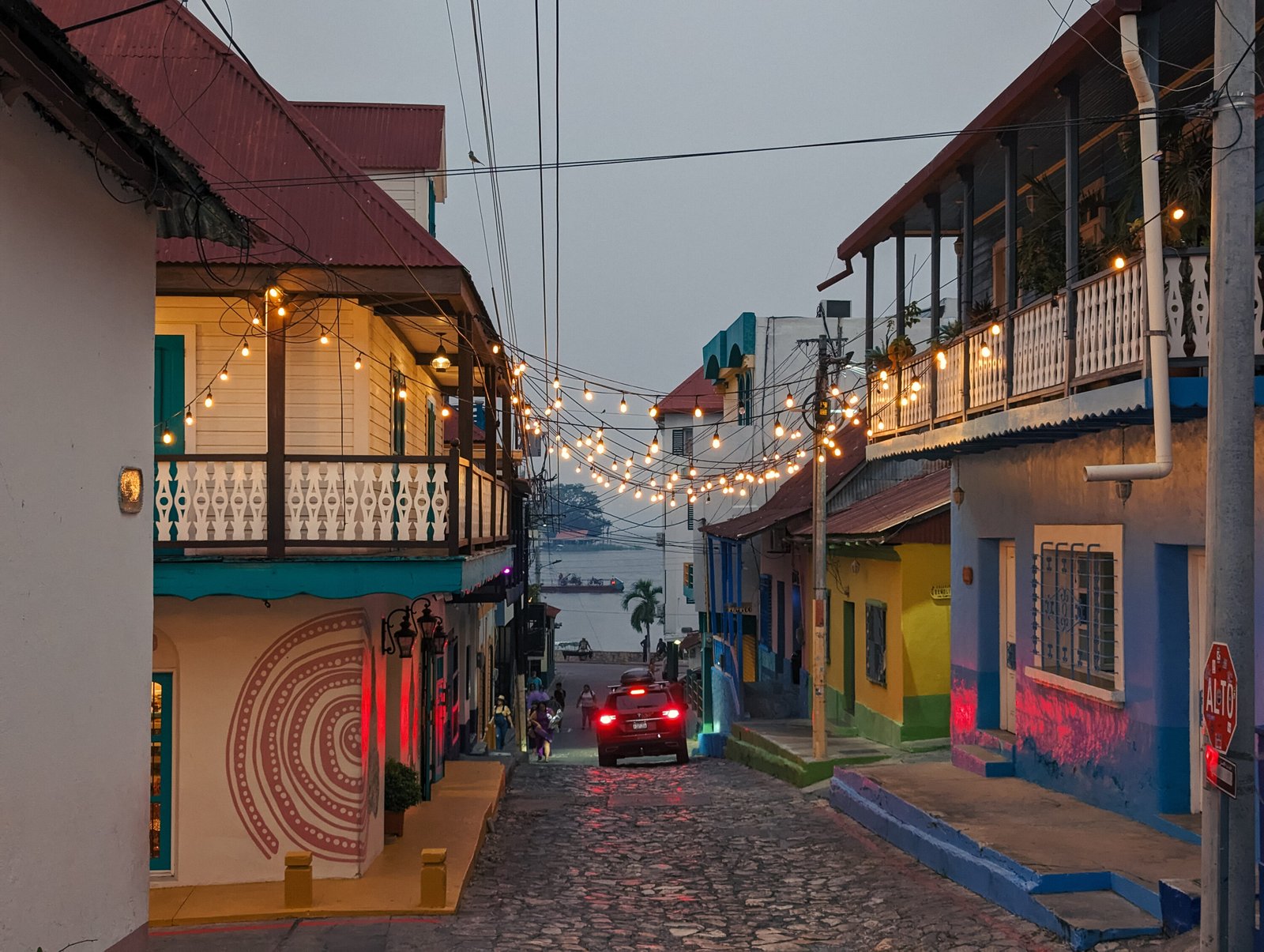 Isla de Flores City Guide